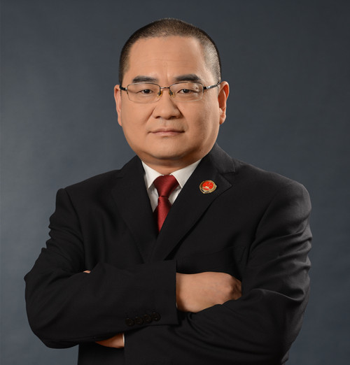 杨兴权:不慌不忙的“老法师”